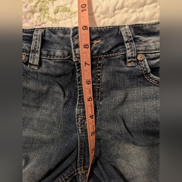 Silver Suki Bermuda Shorts, Size 27 - Picture 8 of 8